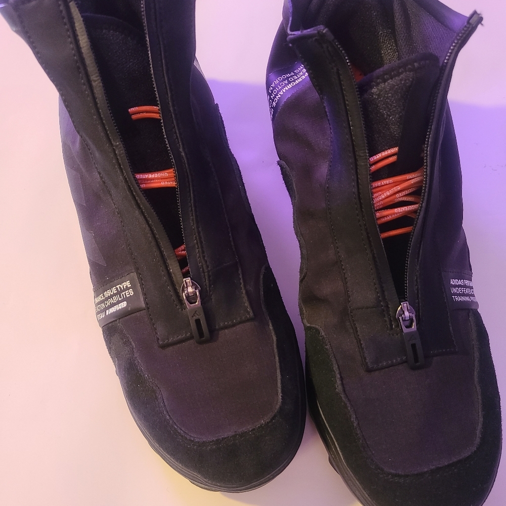 Undefeated Adidas - Picture 5 of 6
